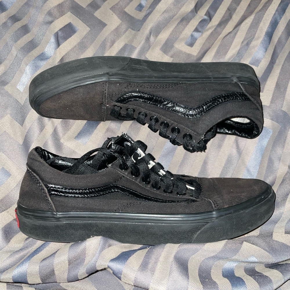 VANS Old Skool Skate Shoes Size 6.5 Men’s Size 8 Women’s Black
